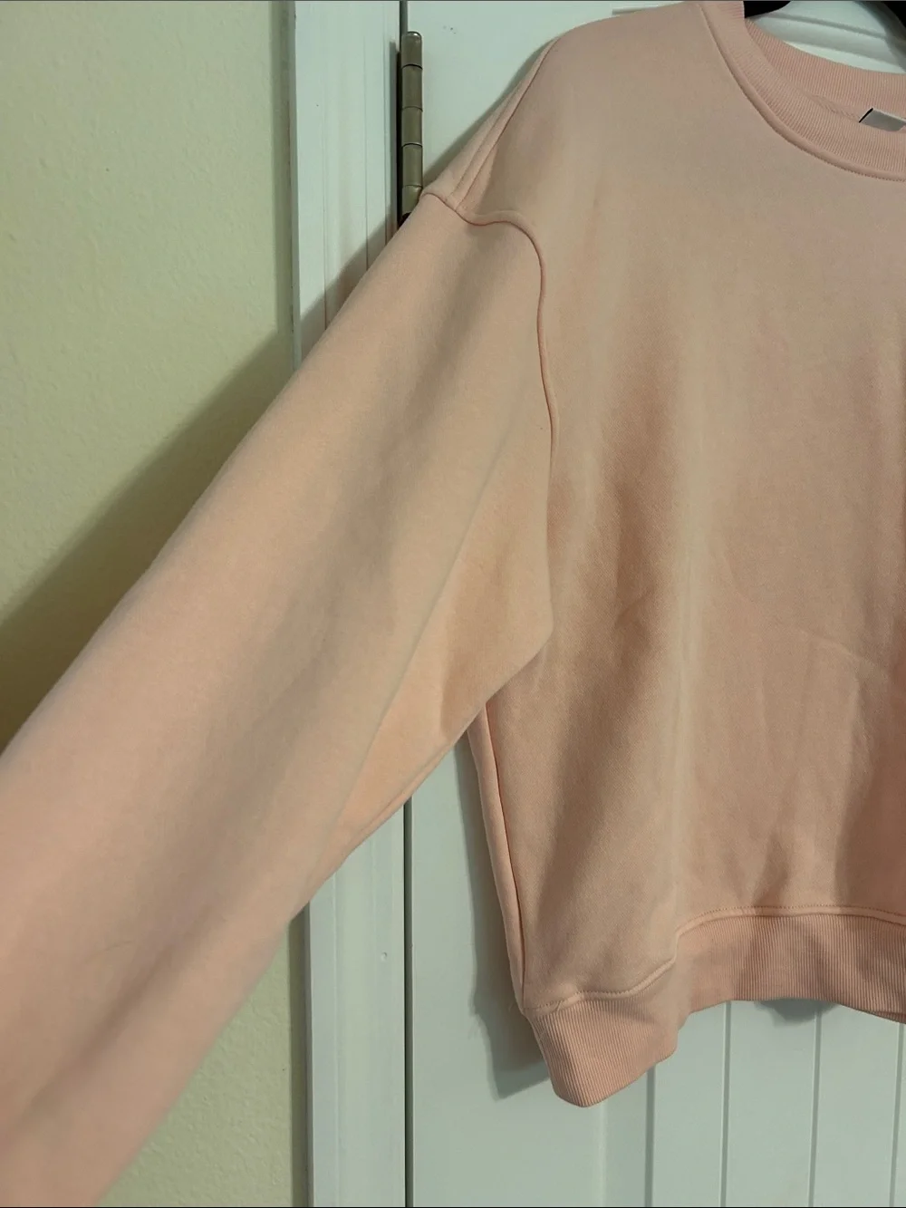 Amazon Essentials x Sofia Grainge Light Pink Crewneck Sweatshirt and Pant Set